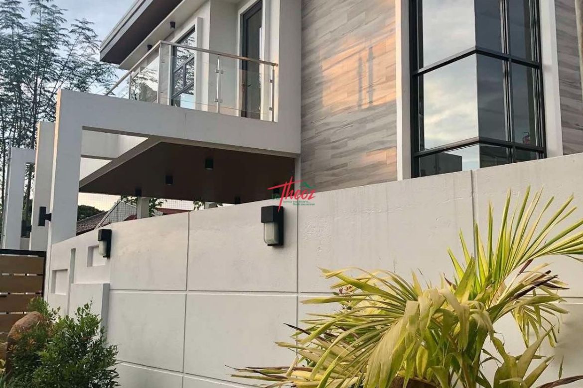 2 Bedroom Townhouse for Sale in Don Bosco, Parañaque, Metro Manila