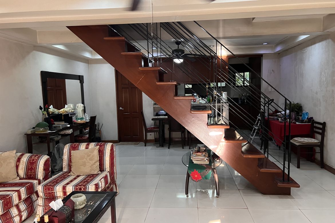 2 Bedroom Townhouse for Sale in Guadalupe Viejo, Makati, Metro Manila near MRT-3 Guadalupe – photo 2