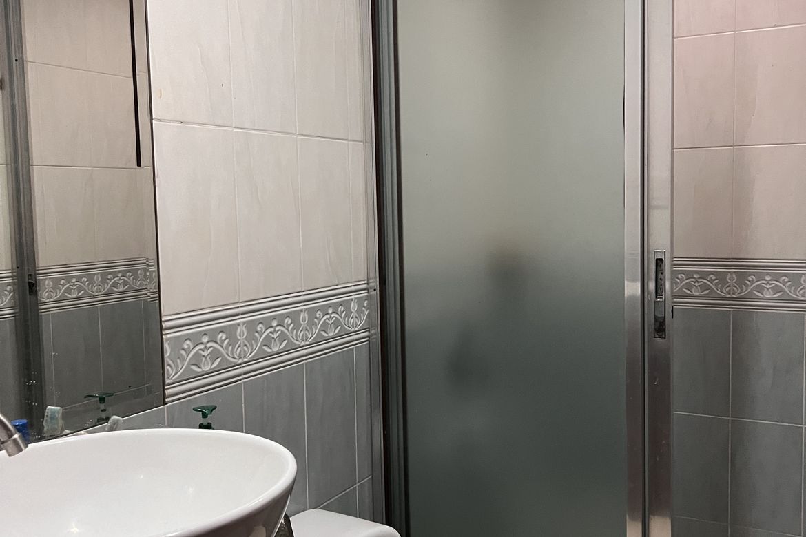 2 Bedroom Townhouse for Sale in Guadalupe Viejo, Makati, Metro Manila near MRT-3 Guadalupe – photo 5