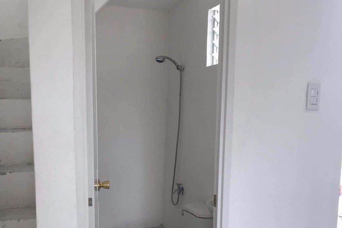 2 Bedroom Townhouse for Sale in Isugan, Bacong, Negros Oriental