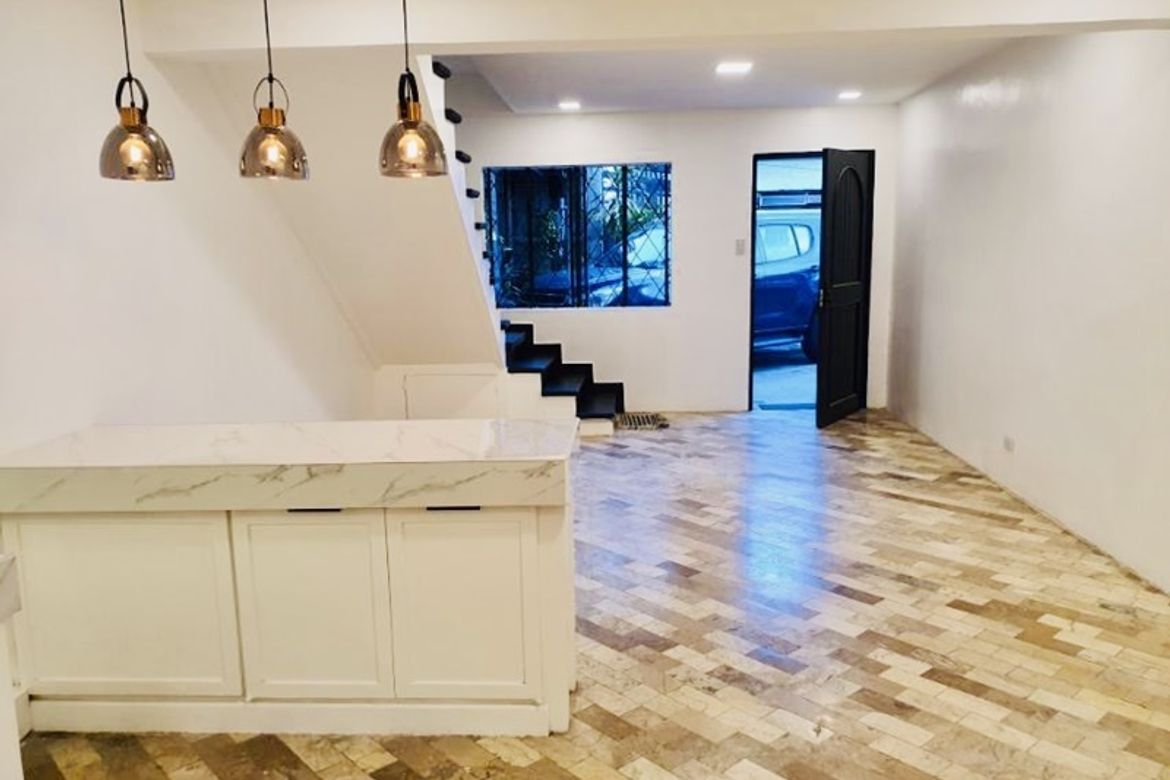 2 Bedroom Townhouse for Sale in Kapitolyo, Pasig, Metro Manila – photo 5