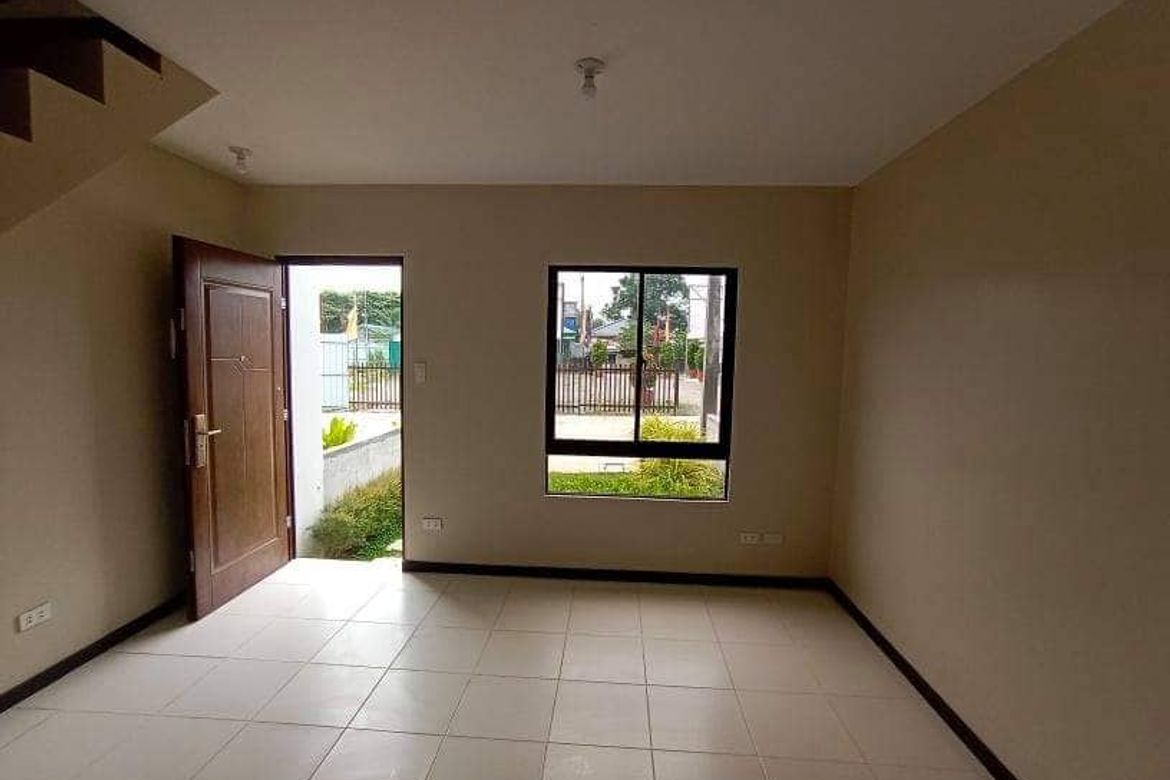 2 Bedroom Townhouse for Sale in Mabolo, Malolos, Bulacan – photo 2