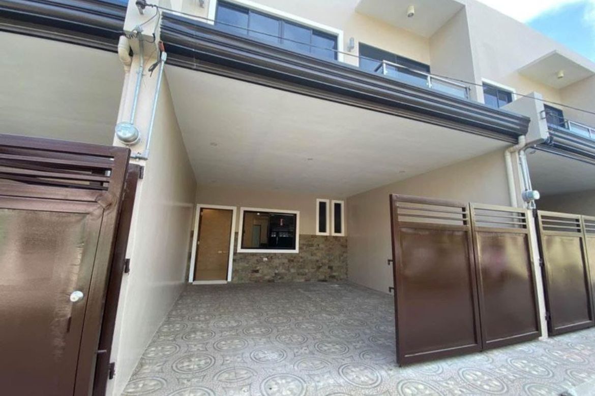 2 Bedroom Townhouse for Sale in Maguikay, Mandaue, Cebu – photo 2