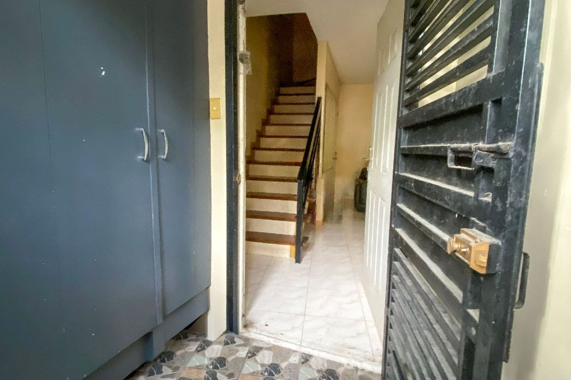 2 Bedroom Townhouse for Sale in Makati, Metro Manila – photo 5