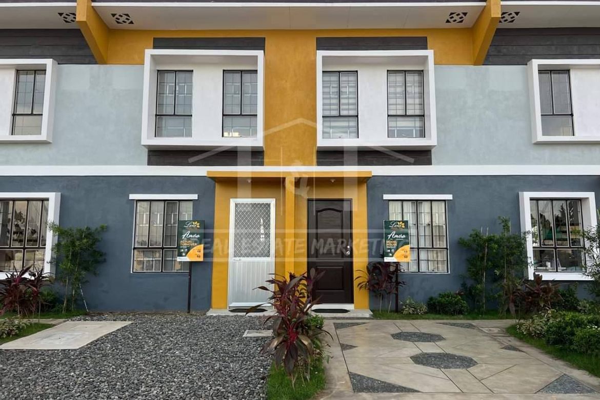 2 Bedroom Townhouse for Sale in Malainen Bago, Naic, Cavite