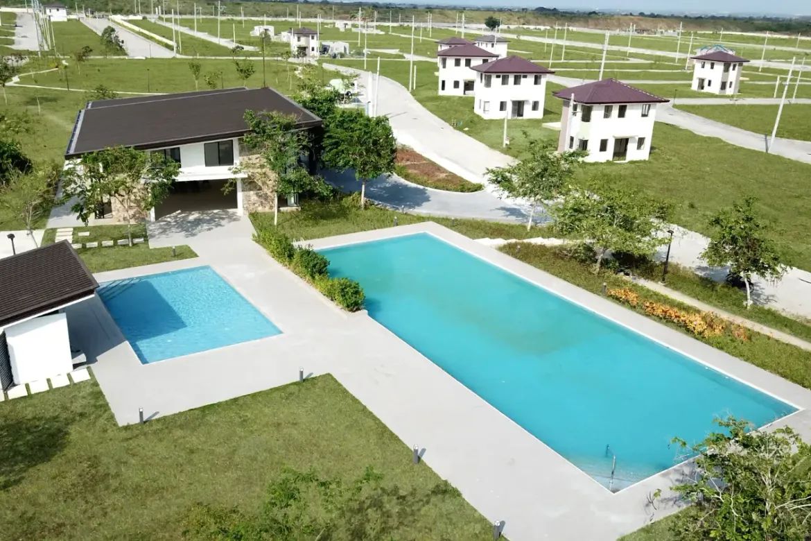 2 Bedroom Townhouse for Sale in Mancatian, Porac, Pampanga – photo 3