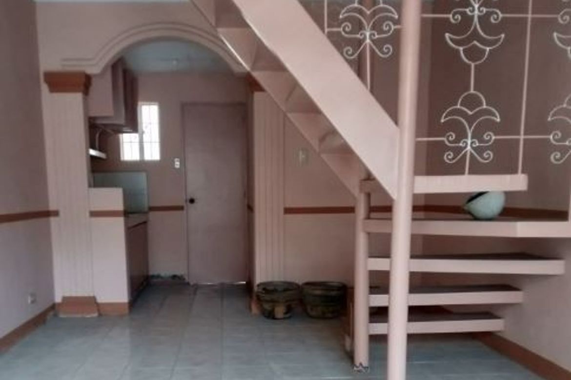 2 Bedroom Townhouse for Sale in P.F. Espiritu IV, Bacoor, Cavite – photo 3