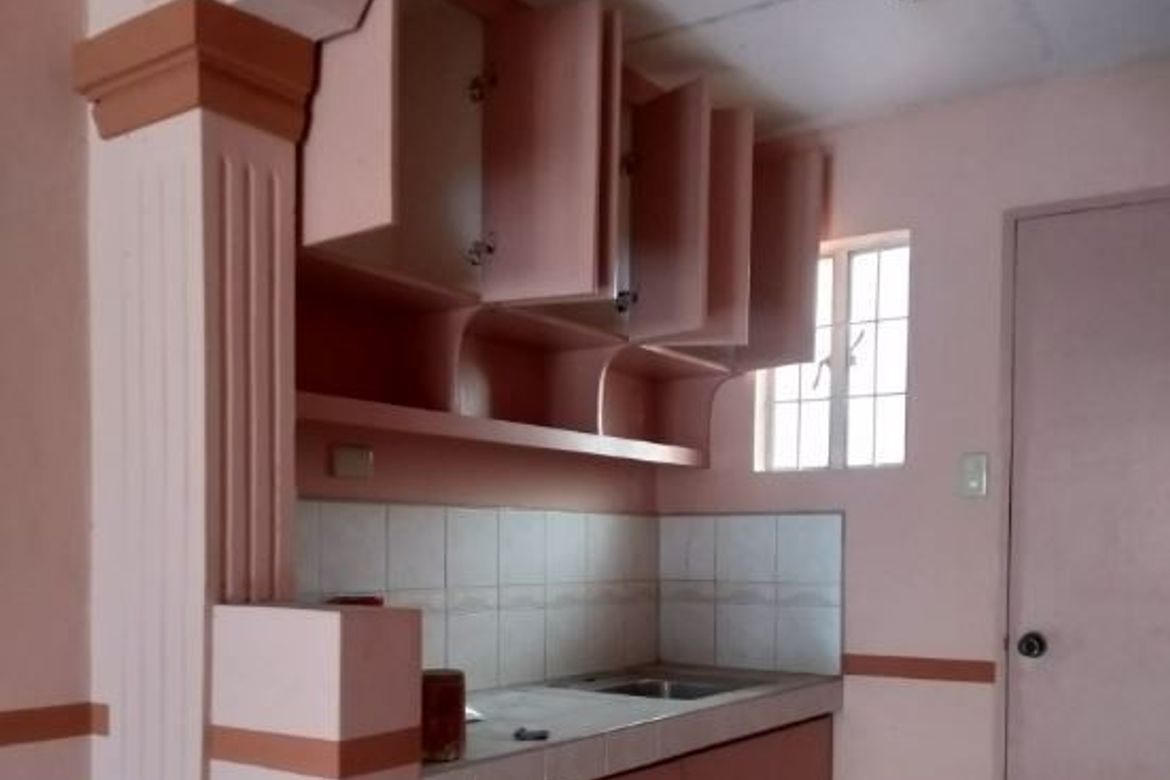 2 Bedroom Townhouse for Sale in P.F. Espiritu IV, Bacoor, Cavite – photo 5