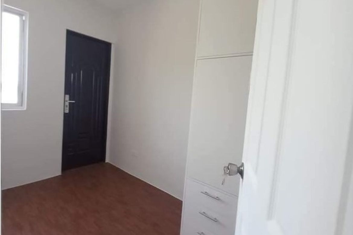 2 Bedroom Townhouse for Sale in Pandatung, Hermosa, Bataan – photo 8