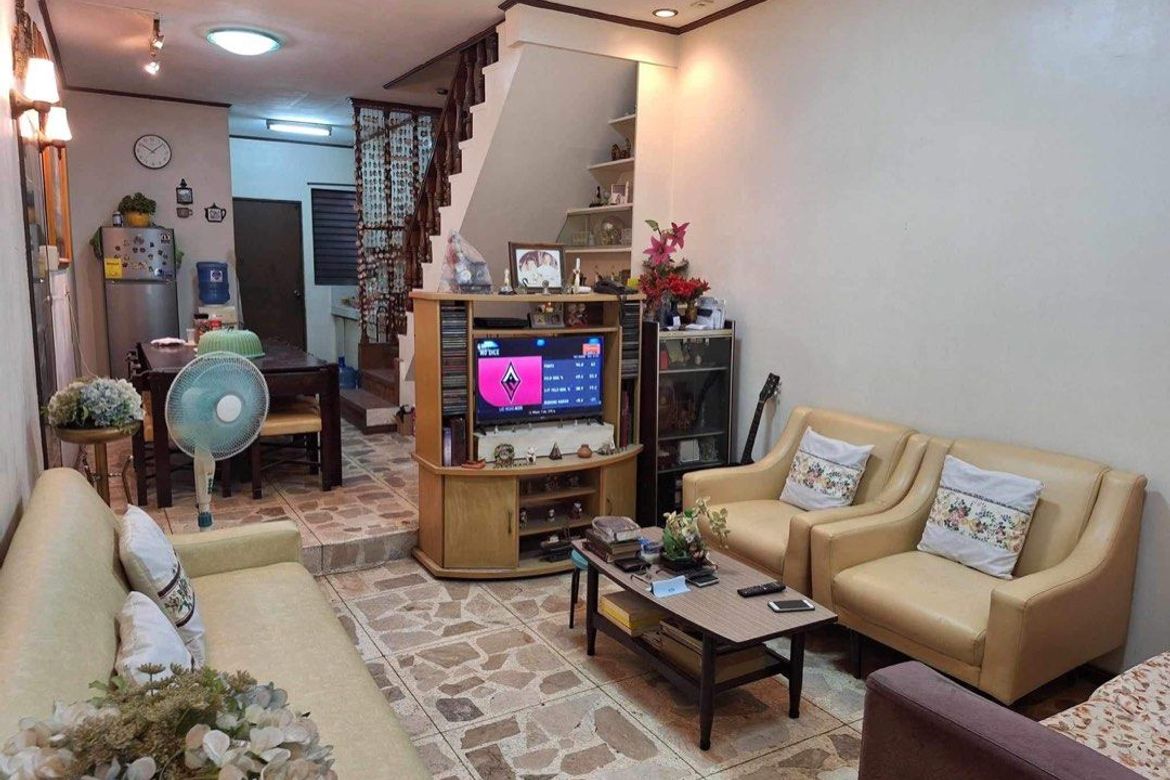 2 Bedroom Townhouse for Sale in Poblacion, Makati, Metro Manila – photo 4