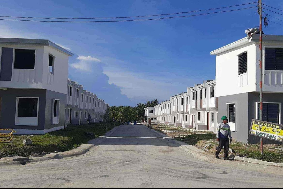 2 Bedroom Townhouse for Sale in Poblacion V, Tanjay, Negros Oriental – photo 6