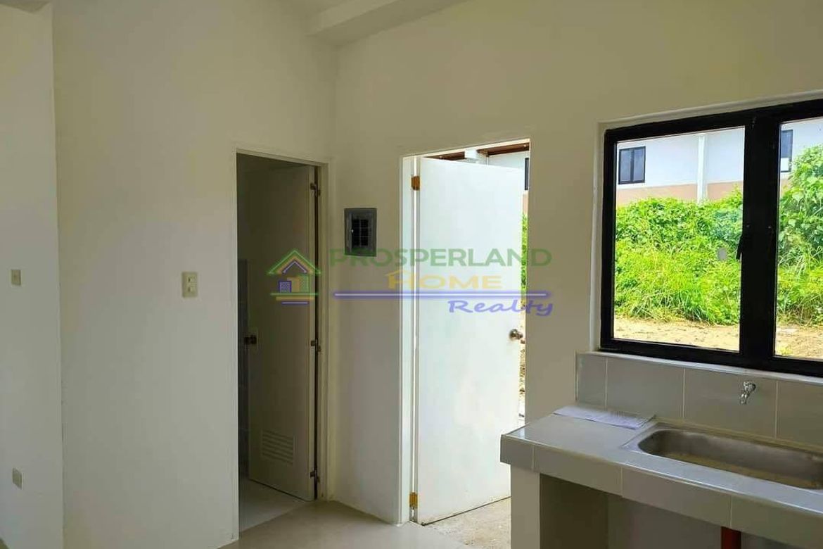 2 Bedroom Townhouse for Sale in San Agustin I, Dasmariñas, Cavite – photo 5