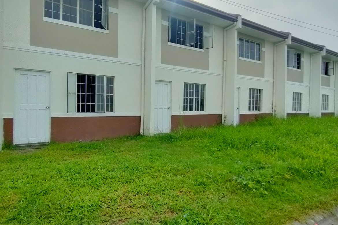 2 Bedroom Townhouse for Sale in San Isidro, San Fernando, Pampanga – photo 2