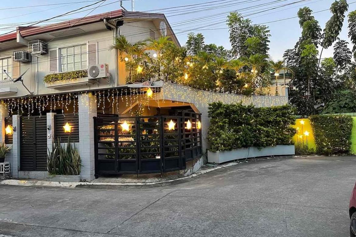 2 Bedroom Townhouse for Sale in San Nicolas, Pasig, Metro Manila