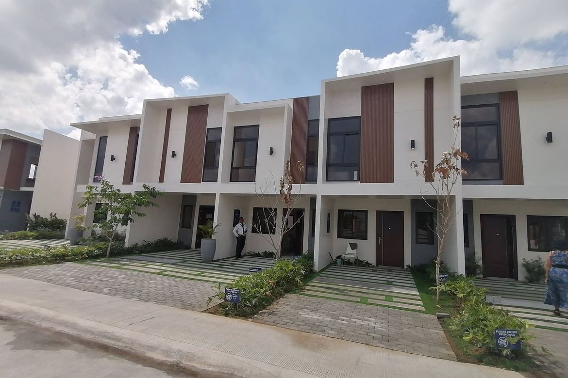 2 Bedroom Townhouse for Sale in Santa Maria, Mabalacat, Pampanga – photo 2