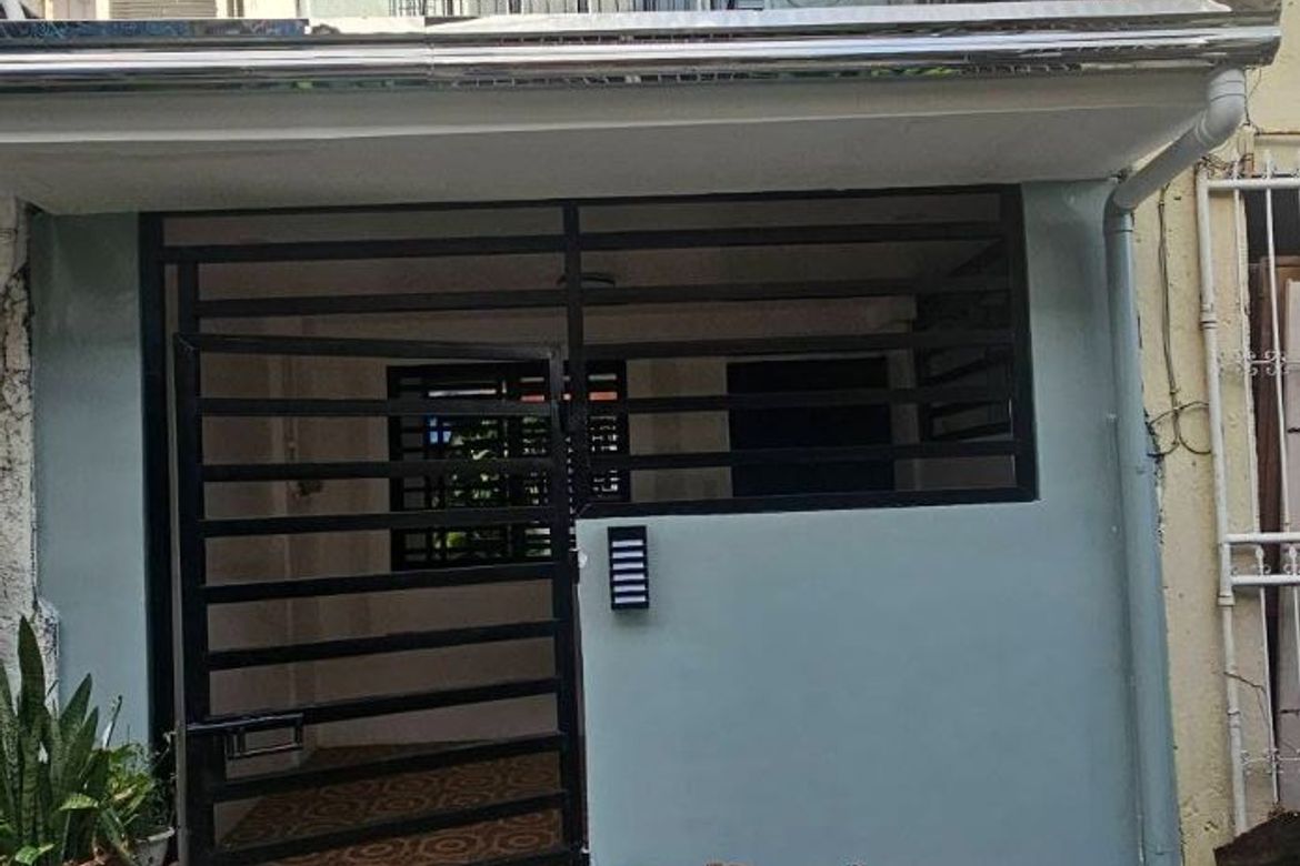 2 Bedroom Townhouse for Sale in Talon Singko, Las Piñas, Metro Manila