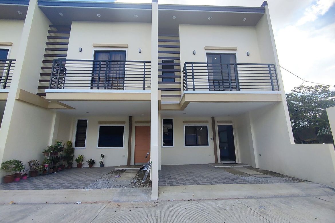 2 Bedroom Townhouse for Sale in Villamonte, Bacolod, Negros Occidental