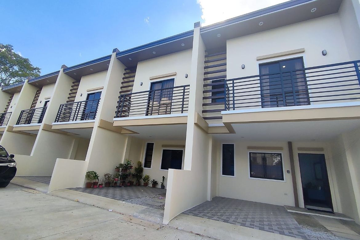 2 Bedroom Townhouse for Sale in Villamonte, Bacolod, Negros Occidental – photo 2