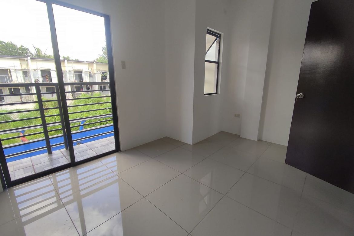 2 Bedroom Townhouse for Sale in Villamonte, Bacolod, Negros Occidental – photo 3