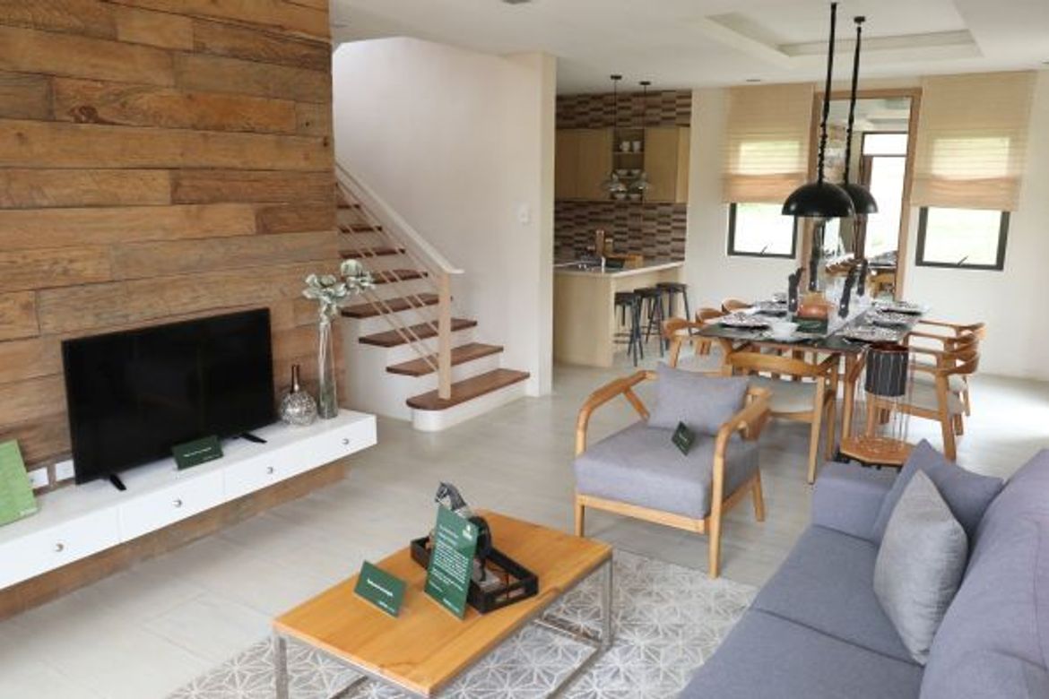 2 Bedroom Villa for Sale in Guitnang Bayan II, San Mateo, Rizal