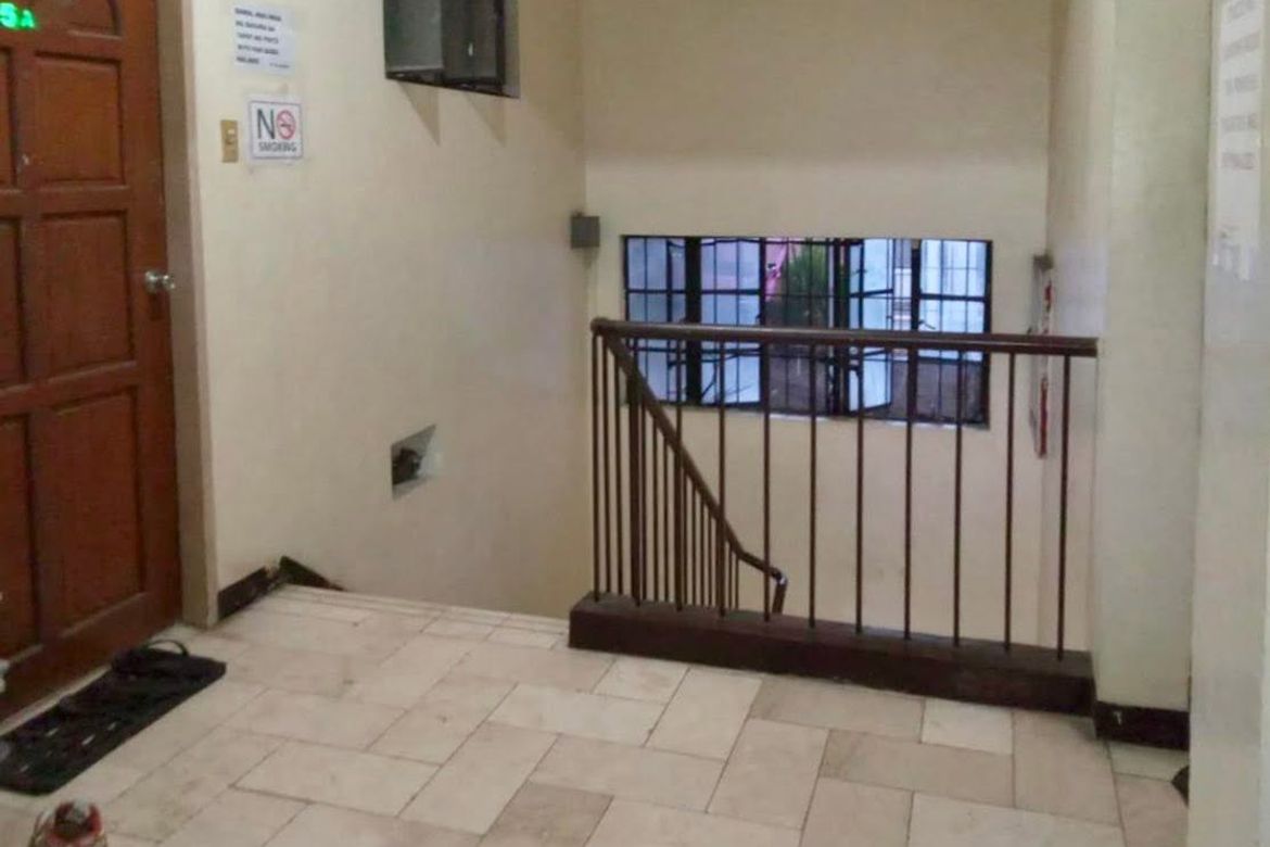 20 Bedroom Shophouse for Sale in Poblacion, Makati, Metro Manila – photo 2