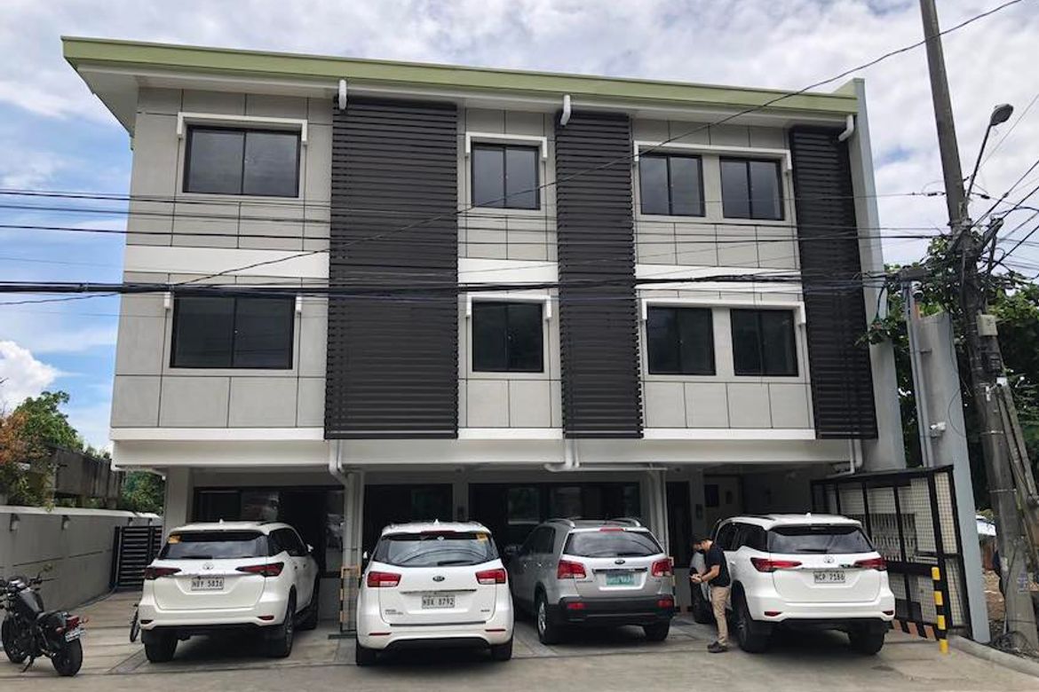 20 Bedroom Shophouse for Sale in Western Bicutan, Taguig, Metro Manila