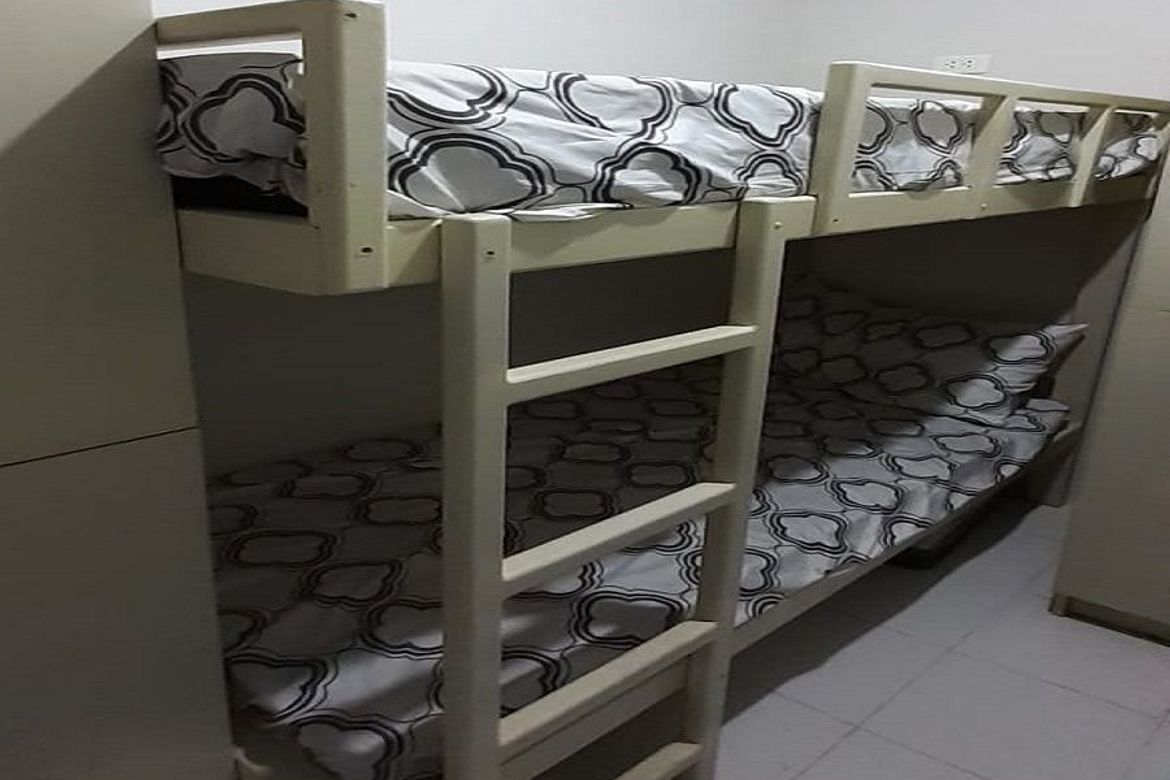 22 Bedroom Apartment for Sale in Pitogo, Makati City near MRT-3 Buendia – photo 3