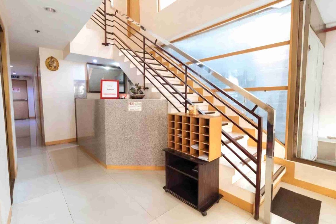25 Bedroom Shophouse for Sale in Pio Del Pilar, Makati, Metro Manila