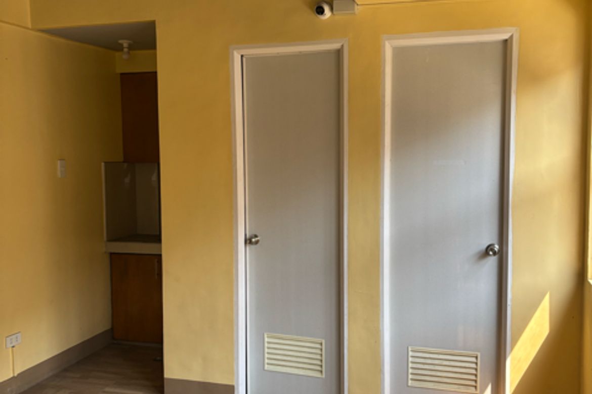 26 Bedroom Shophouse for Sale in Bangkal, Makati, Metro Manila near MRT-3 Magallanes – photo 3