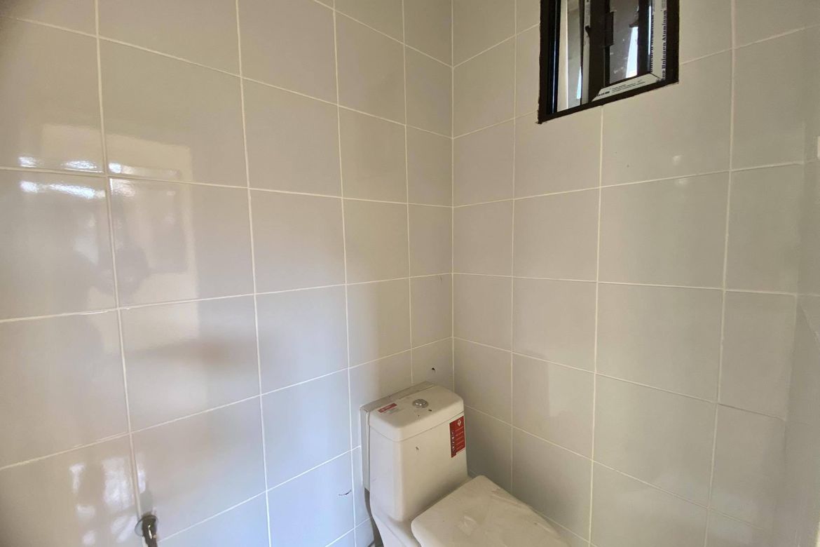 26 Bedroom Shophouse for Sale in Kamuning, Quezon City, Metro Manila near MRT-3 Kamuning – photo 8