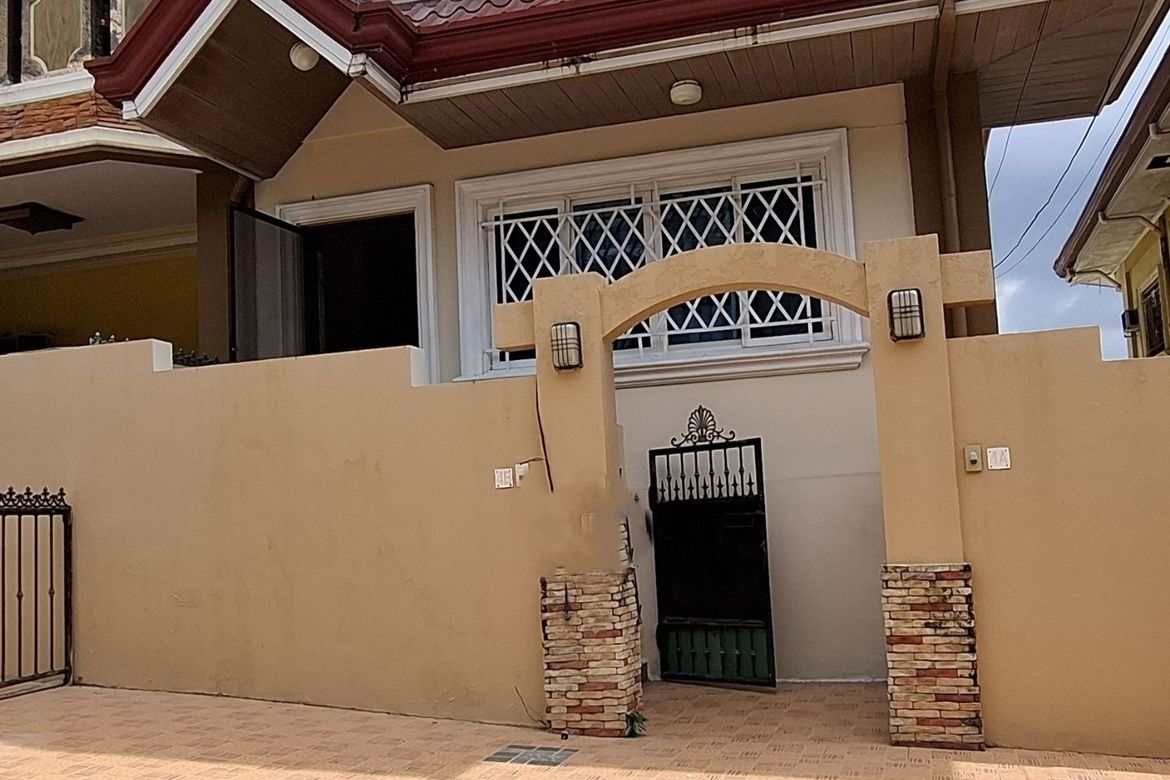 3 Bedroom Apartment for Rent in Banilad, Cebu City, Cebu