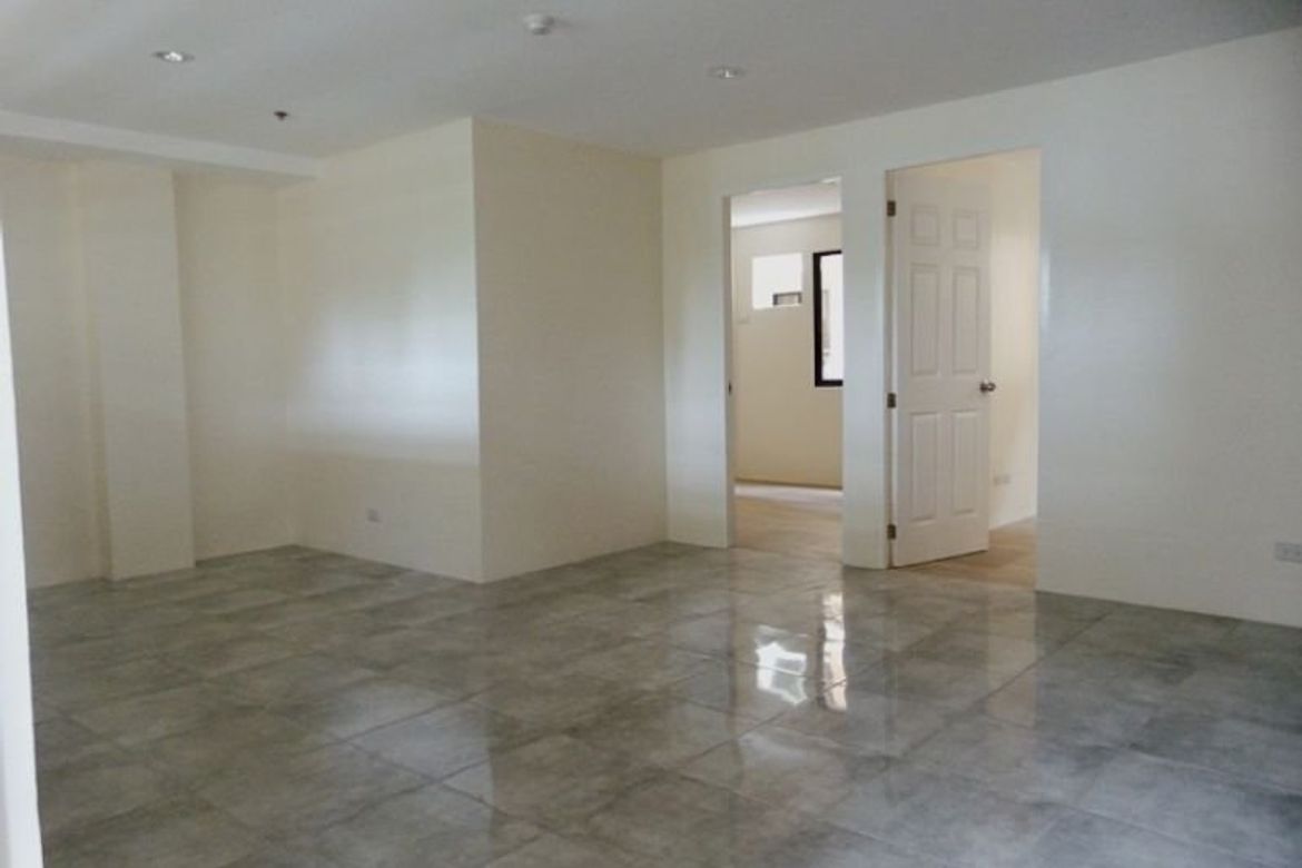 3 Bedroom Apartment for Rent in Canduman, Mandaue, Cebu photo 4