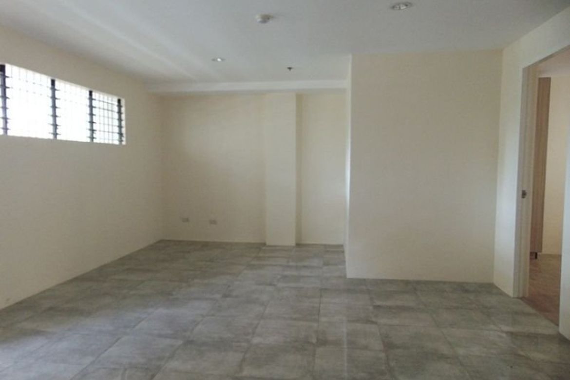 3 Bedroom Apartment for Rent in Canduman, Mandaue, Cebu photo 5