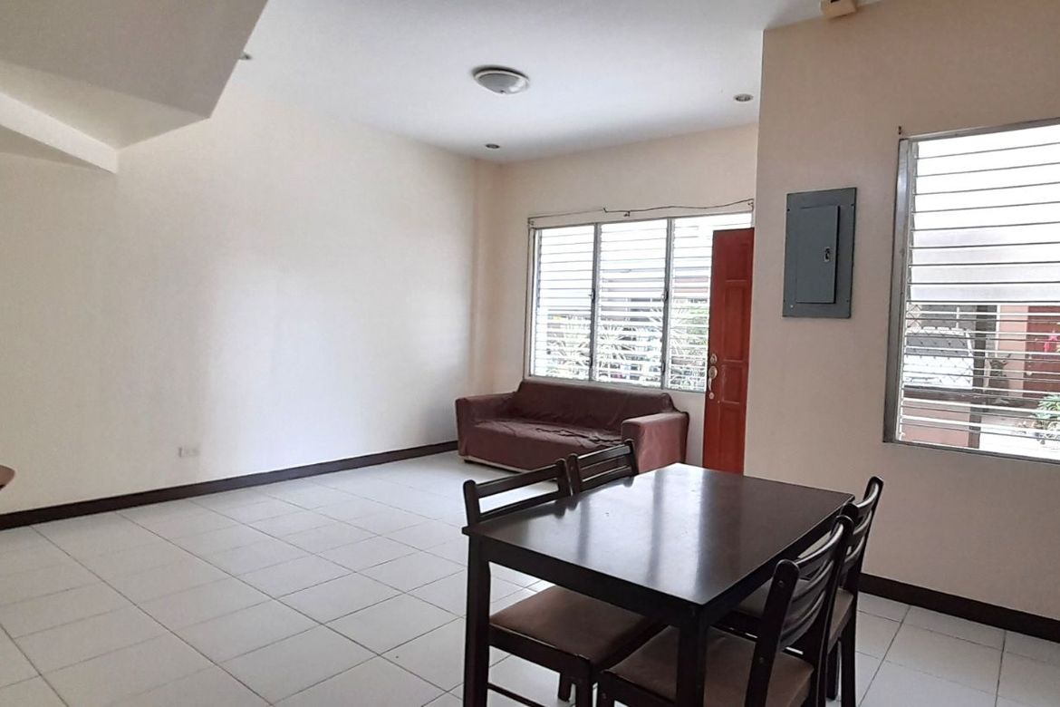 3 Bedroom Apartment for Rent in Mabolo, Cebu City, Cebu photo 4