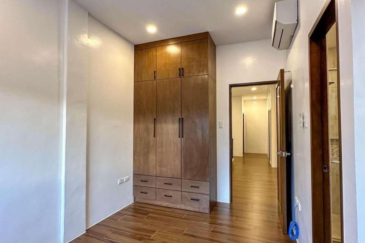 3 Bedroom Apartment for Rent in Malabanias, Angeles, Pampanga photo 5