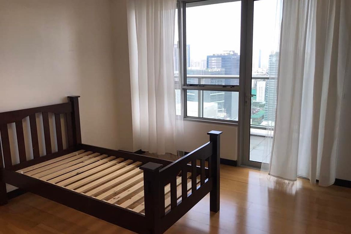 3 Bedroom Apartment for Rent in One Serendra, BGC, Taguig, Metro Manila photo 6