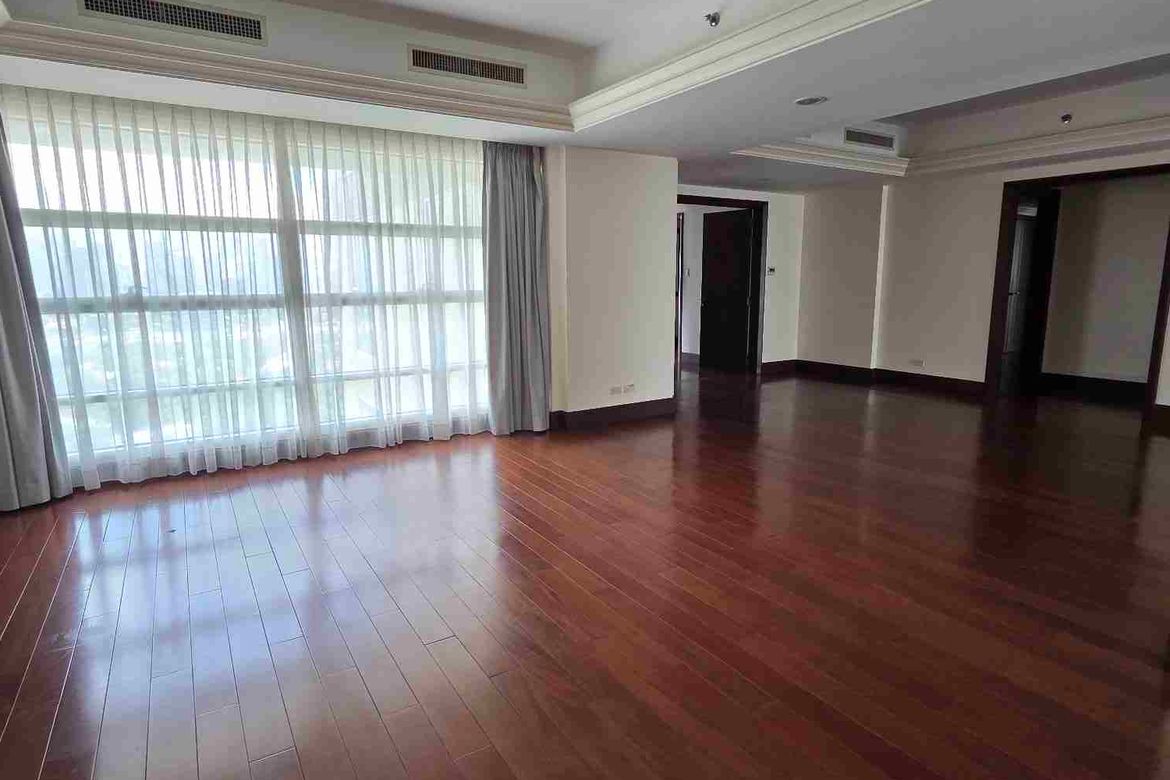 3 Bedroom Apartment for Rent in Urdaneta, Makati, Metro Manila near MRT-3 Ayala photo 7