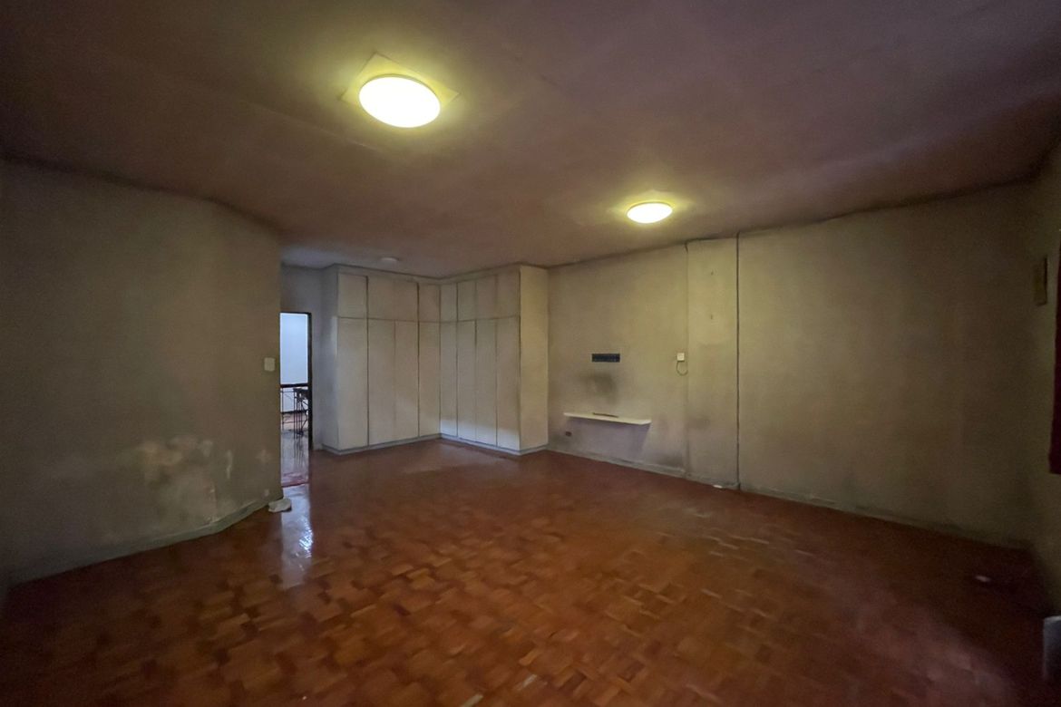 3 Bedroom Commercial for Sale in Central, Quezon City, Metro Manila – photo 4
