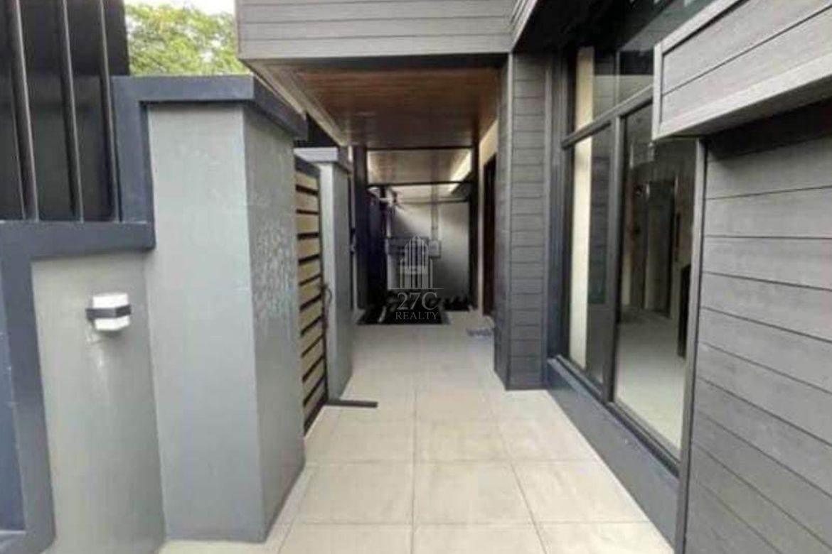 3 Bedroom Commercial for Sale in Little Baguio, San Juan, Metro Manila – photo 3