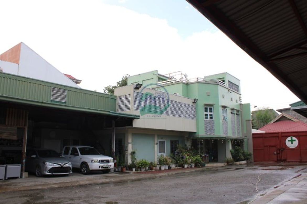 3 Bedroom Commercial for Sale in Lourdes North West, Angeles, Pampanga – photo 5