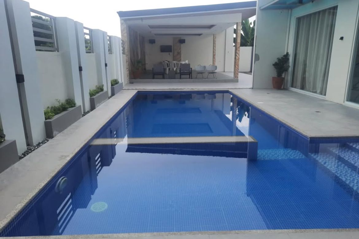 3 Bedroom Commercial for Sale in Panlinlang, Arayat, Pampanga – photo 2