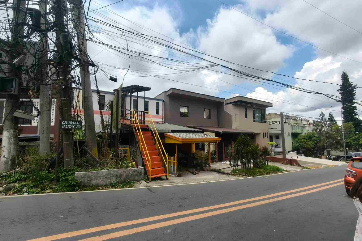 3 Bedroom Commercial for Sale in Silang Junction North, Tagaytay, Cavite – photo 3