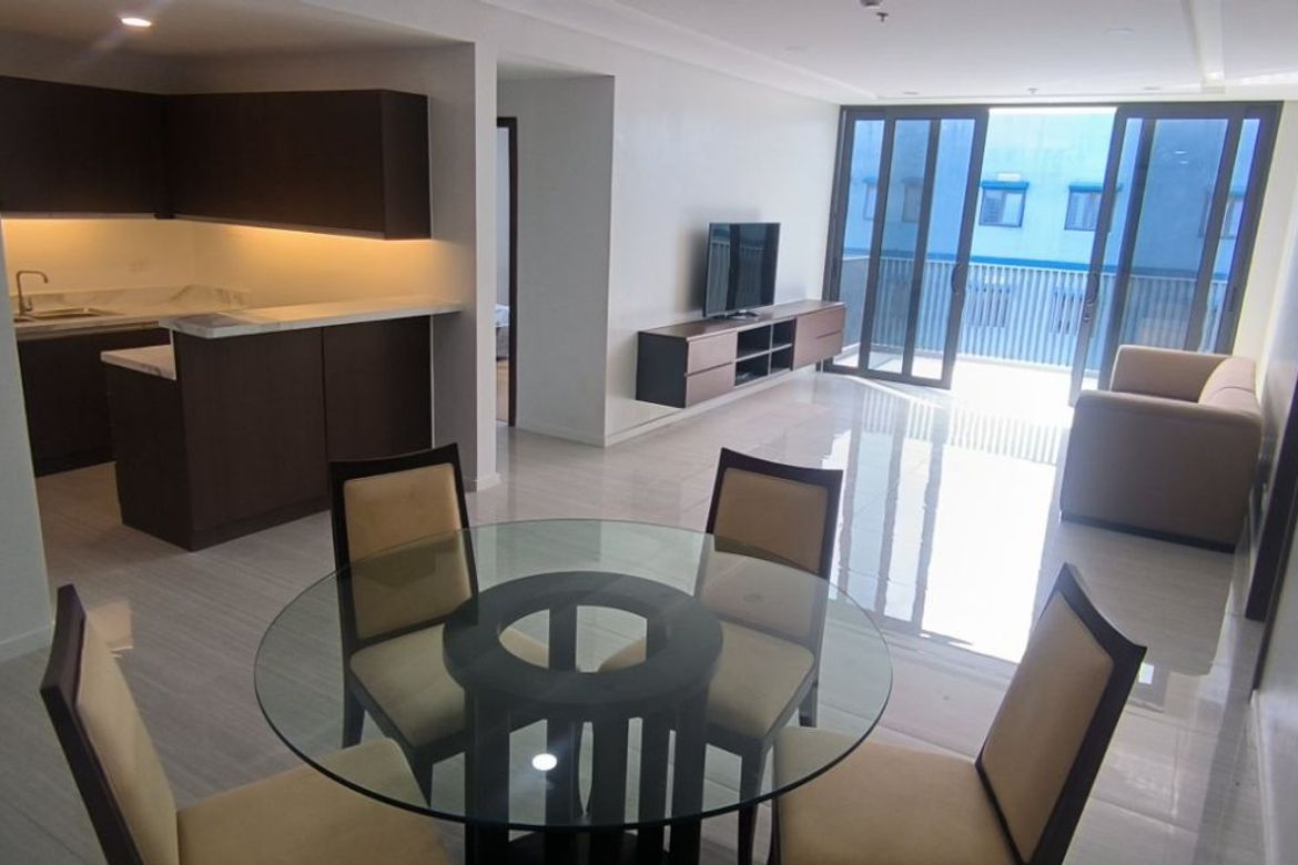 3 Bedroom Condo for Rent in Baclaran, Parañaque, Metro Manila near LRT-1 EDSA photo 2