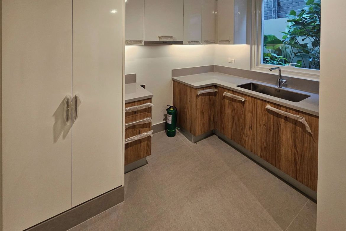 3 Bedroom Condo for Rent in Bagong Lipunan Ng Crame, Quezon City, Metro Manila near LRT-2 Betty Go-Belmonte photo 7