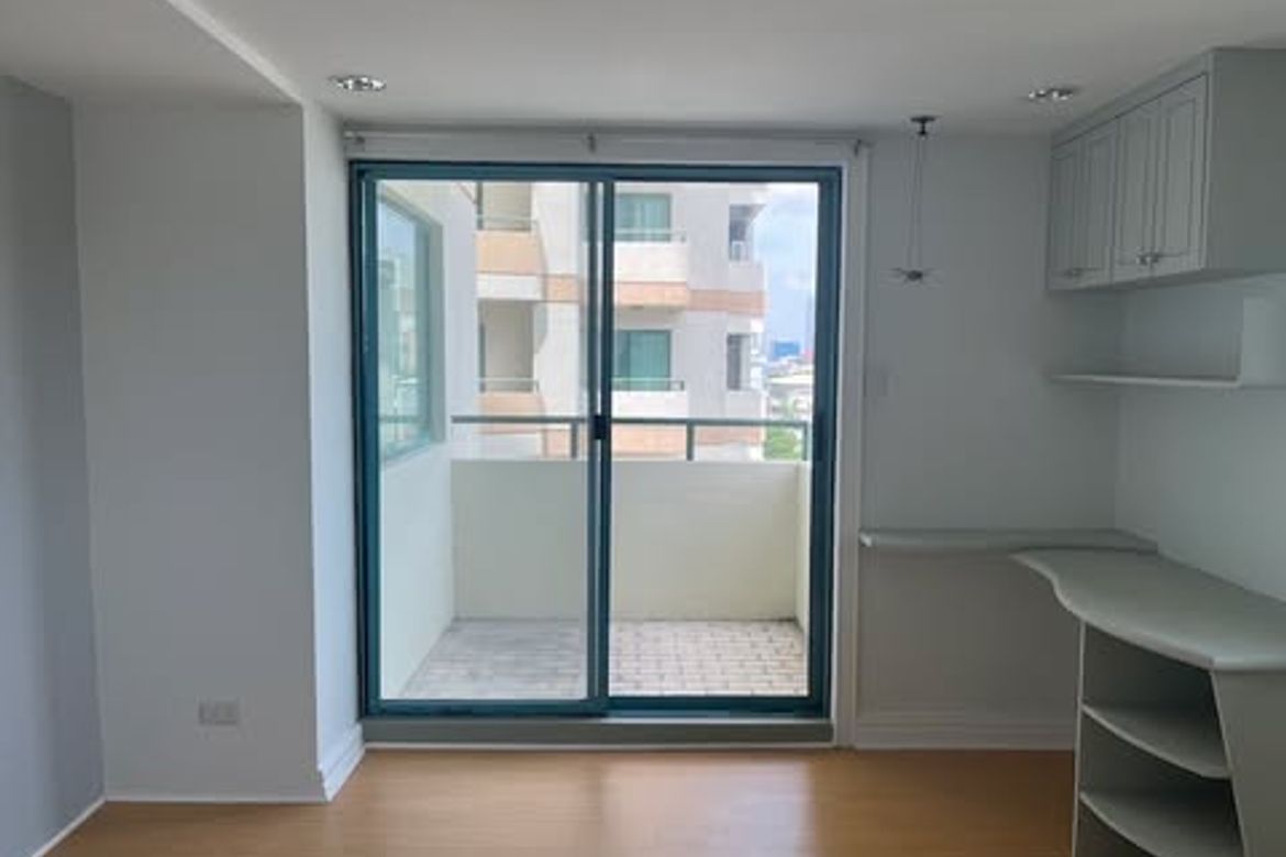 3 Bedroom Condo for Rent in Barangay 76, Pasay, Metro Manila near LRT-1 Libertad photo 3