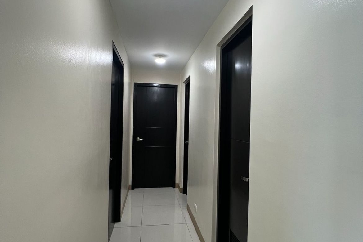 3 Bedroom Condo for Rent in Bayshore Residential Resort, Tambo, Parañaque, Metro Manila photo 6