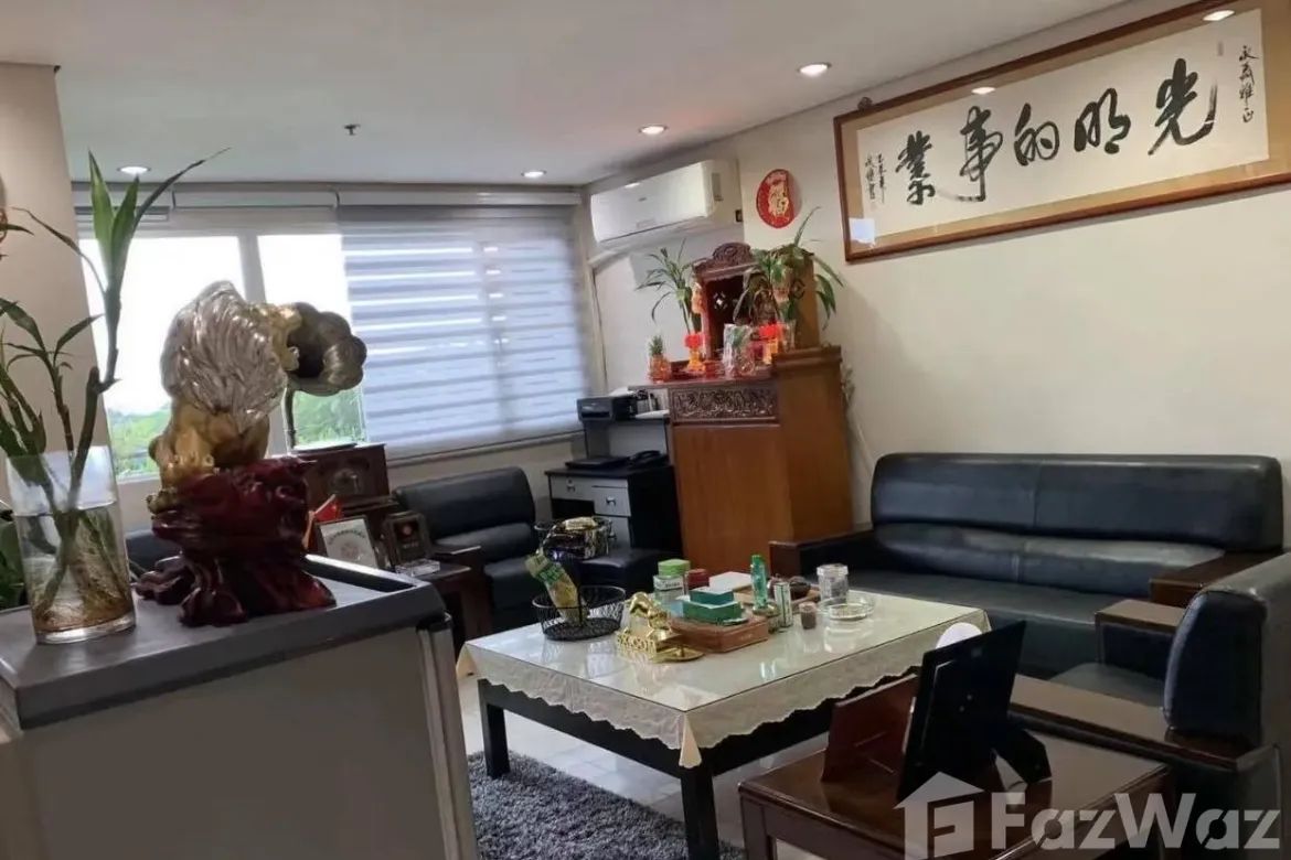 3 Bedroom Condo for Rent in Binondo, Manila, Metro Manila near LRT-1 Carriedo photo 2