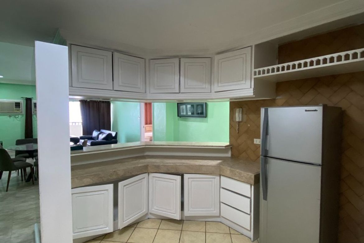 3 Bedroom Condo for Rent in Malate, Manila, Metro Manila near LRT-1 Vito Cruz photo 2