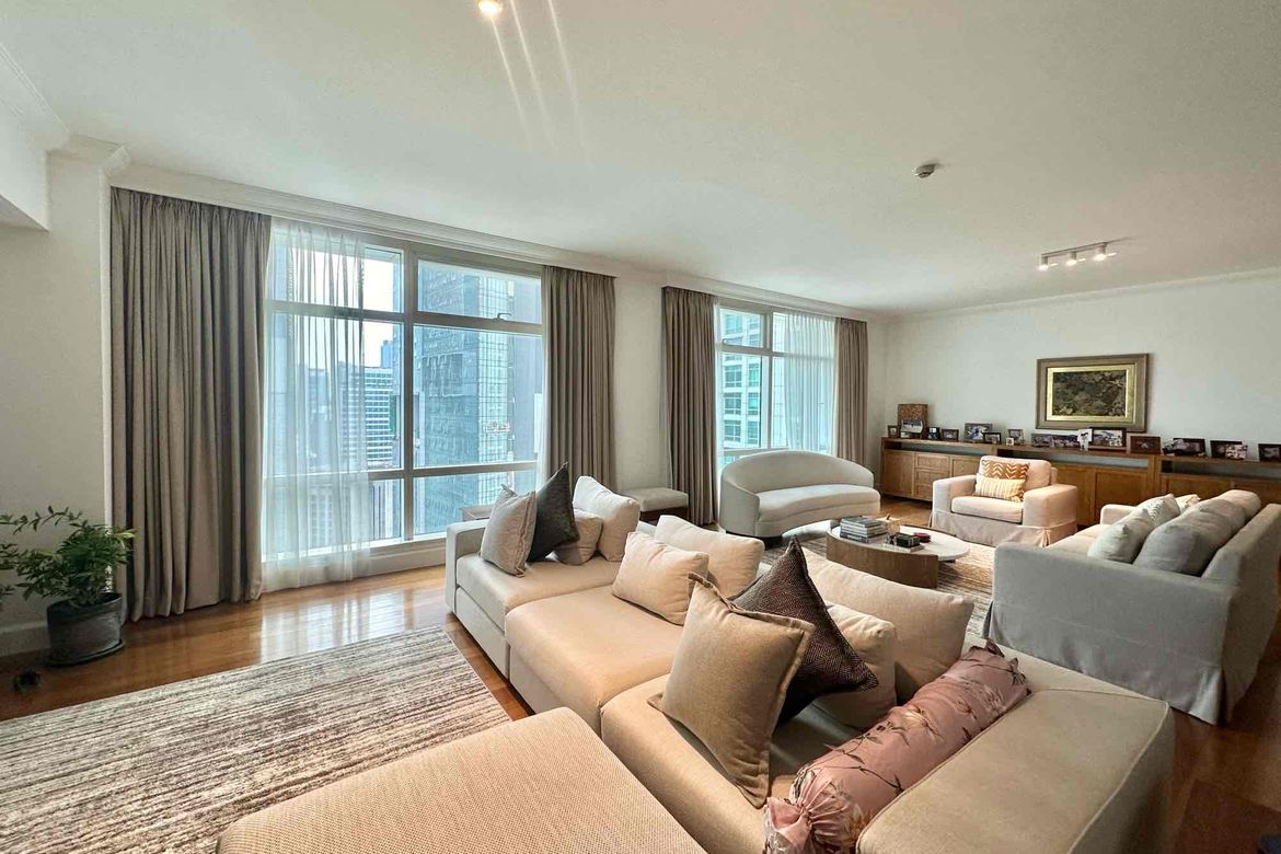 3 Bedroom Condo for Rent in One Roxas Triangle Tower, Urdaneta, Makati, Metro Manila near MRT-3 Buendia photo 2