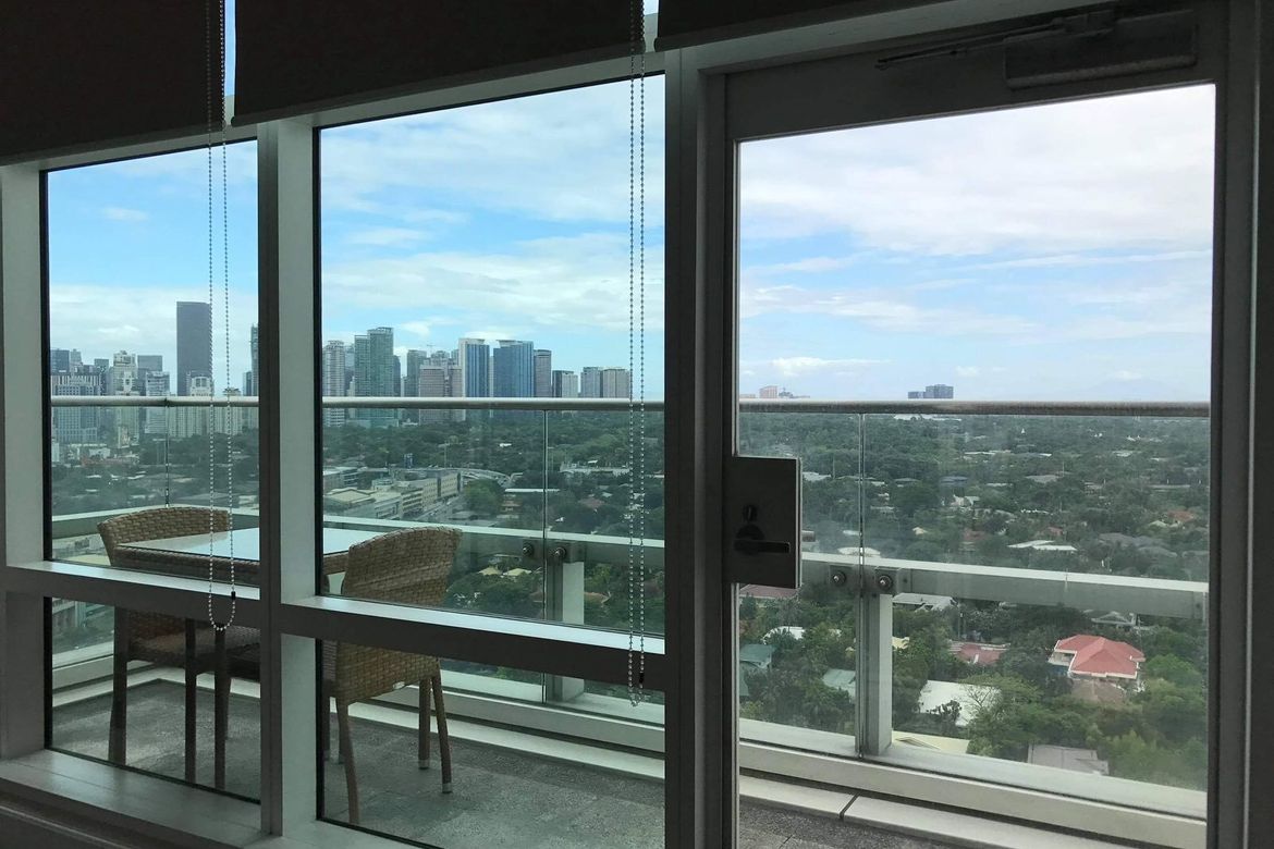 3 Bedroom Condo for Rent in One Roxas Triangle Tower, Urdaneta, Makati, Metro Manila near MRT-3 Buendia